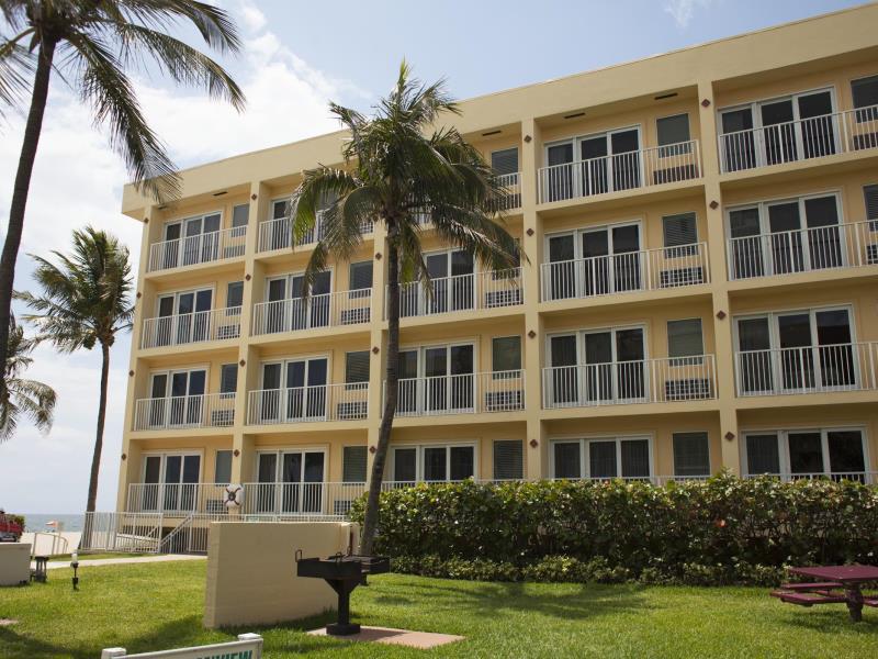 Sea Gardens Resort by ResortShare - main image