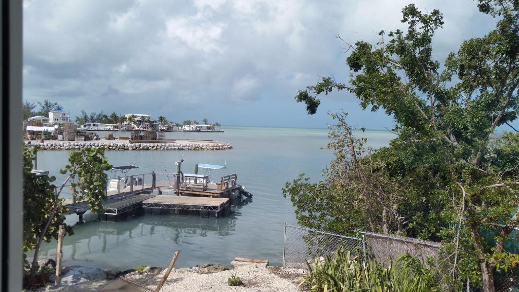 Captain Pip's Marina & Hideaway - image 3