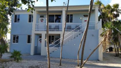 Captain Pip's Marina & Hideaway - image 5