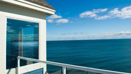 Beacon Pointe on Lake Superior - image 4