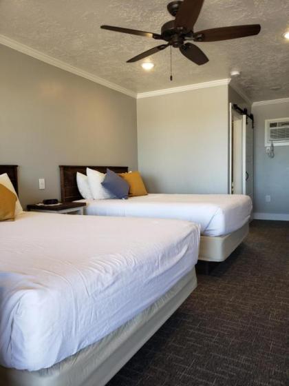 Flaming Gorge Resort - image 14