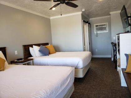 Flaming Gorge Resort - image 15