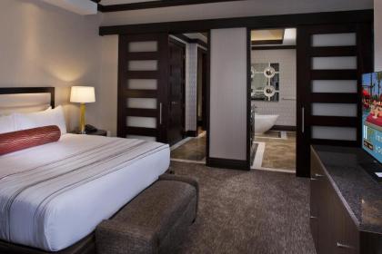 Golden Nugget Lake Charles - image 15