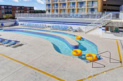 Sands Ocean Club - image 12