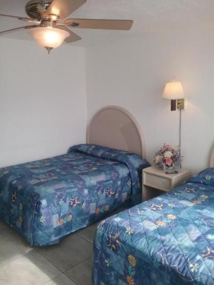 Apollo Motel - image 16
