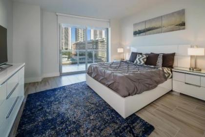 BW Miami Vacation Rentals at Beachwalk Resort - image 10