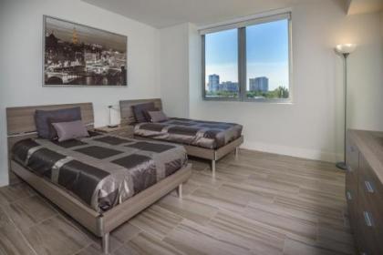 BW Miami Vacation Rentals at Beachwalk Resort - image 5