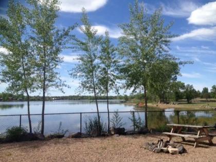 Rainbows End Resort - image 6