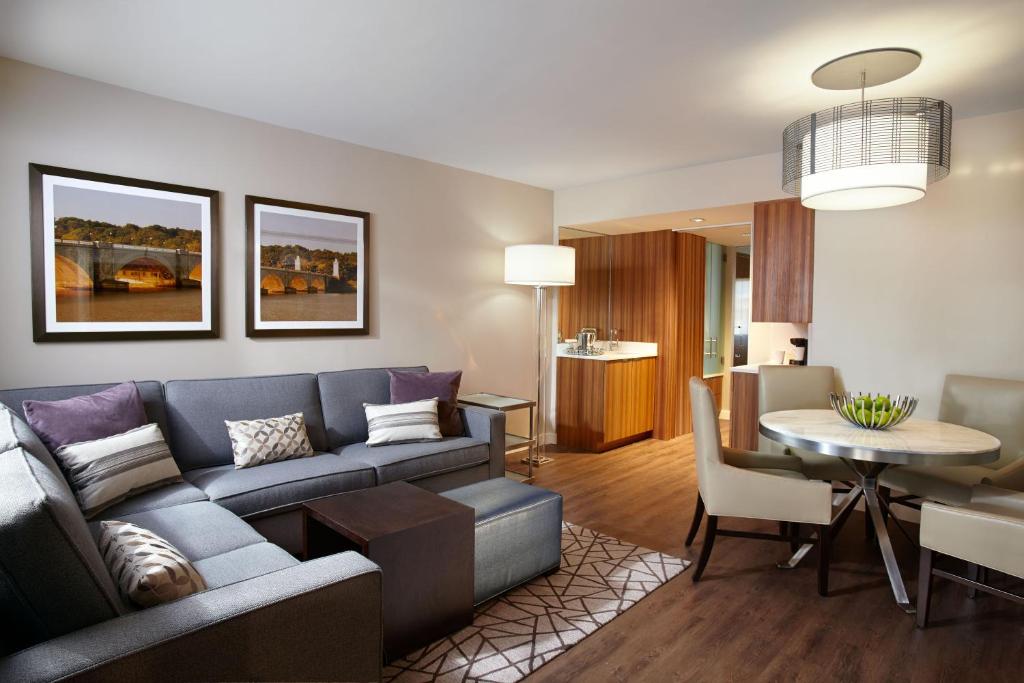 The District by Hilton Club - main image