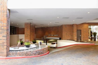 The District by Hilton Club - image 16