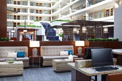 The District by Hilton Club - image 18