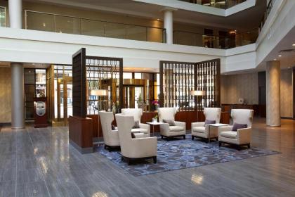 The District by Hilton Club - image 19