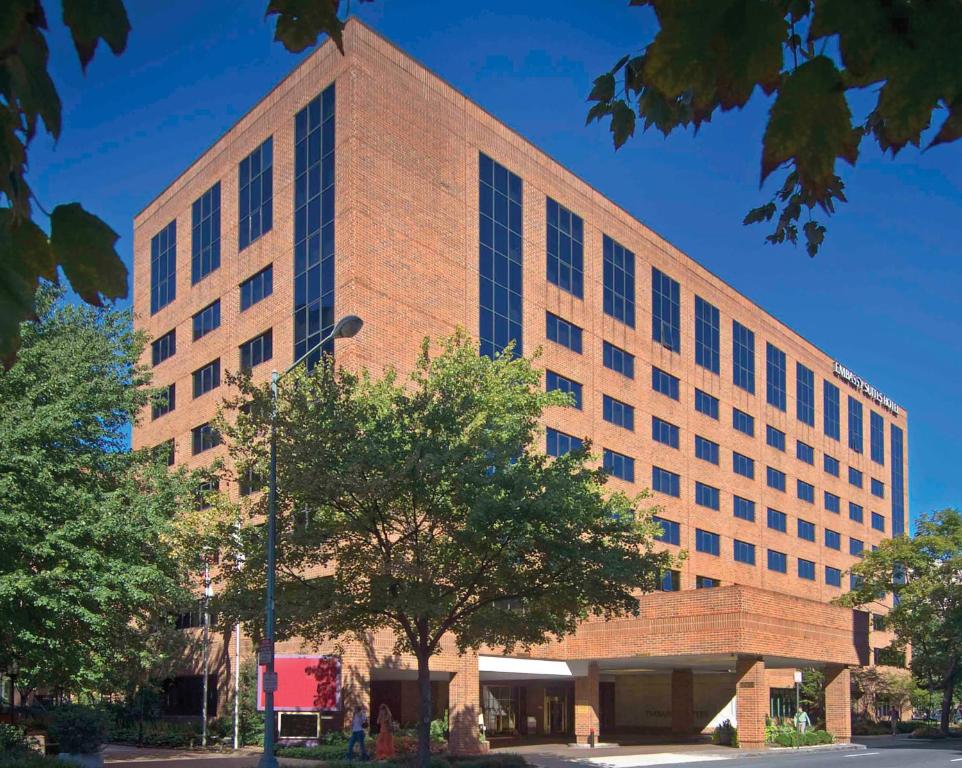 The District by Hilton Club - image 3