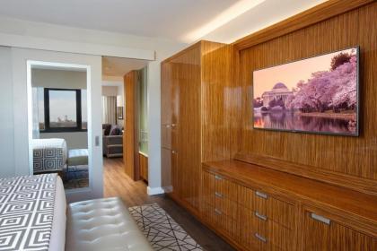 The District by Hilton Club - image 9