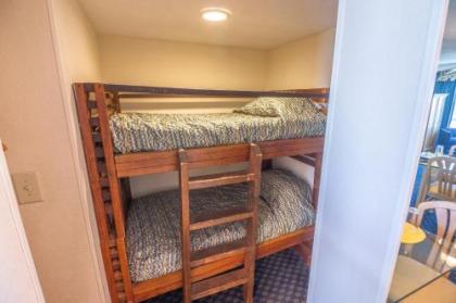 Yachtsman Oceanfront Resort - image 8