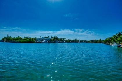 Village at Hawks Cay Villas by KeysCaribbean - image 3
