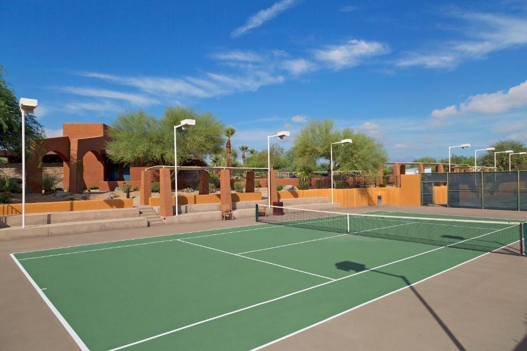 Embarc Palm Desert - image 3