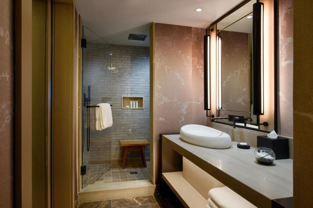 Nobu Hotel Miami Beach - image 3