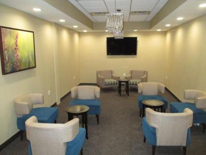 Best Western Plus Galveston Suites - image 17