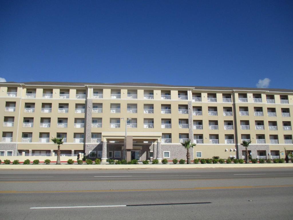 Best Western Plus Galveston Suites - image 3
