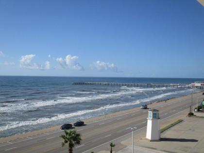 Best Western Plus Galveston Suites - image 4