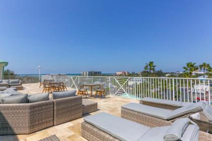 New Hotel Collection Harbourside - image 13