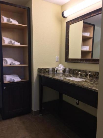 New Hotel Collection Harbourside - image 3