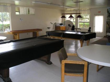 San Benito Camping Resort Studio Cabin 1 - image 10