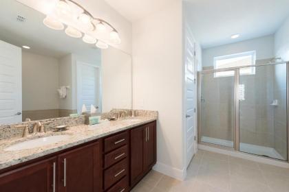 Alluring Home with Private Pool near Disney - image 20