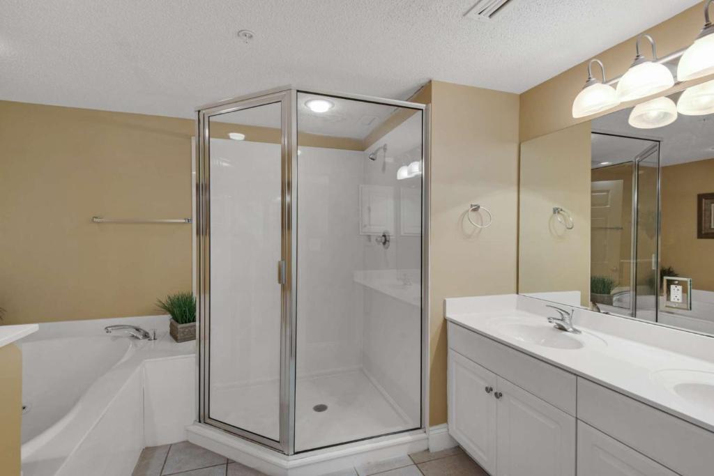 1709 Majestic Beach Resort Tower II - image 2