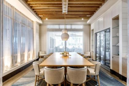 Hutchinson Shores Resort & Spa - image 19