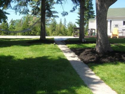 Grand Lake Resort - image 2