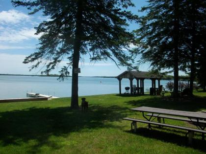 Grand Lake Resort - image 4
