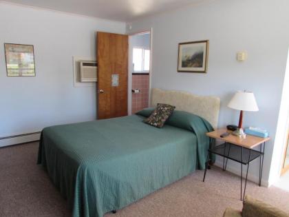 Grand Lake Resort - image 7