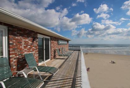 Norseman Resort on the Beach - image 1