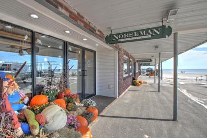 Norseman Resort on the Beach - image 10
