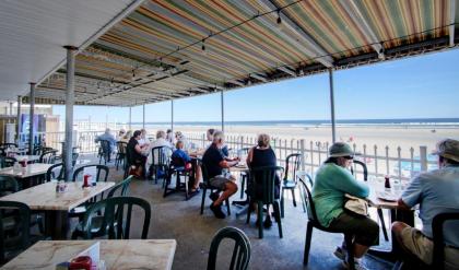 Norseman Resort on the Beach - image 5