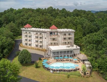 Valhalla Resort Hotel - image 2