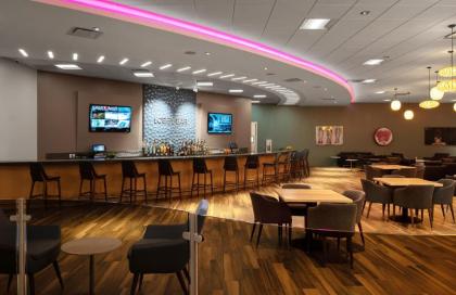 Avanti Palms Resort And Conference Center - image 13
