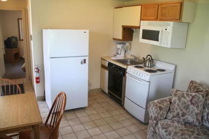 Sea Mist Resort Motel - image 14