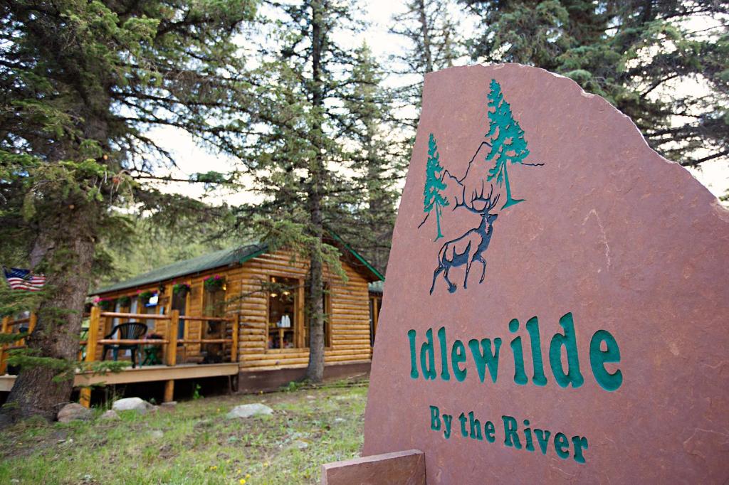 Idlewilde by the River - image 6