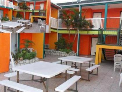 Ocean Surf Inn & Suites - image 2