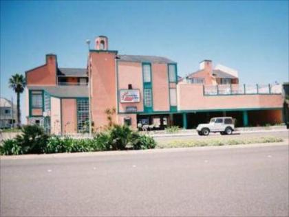Ocean Surf Inn & Suites - image 4