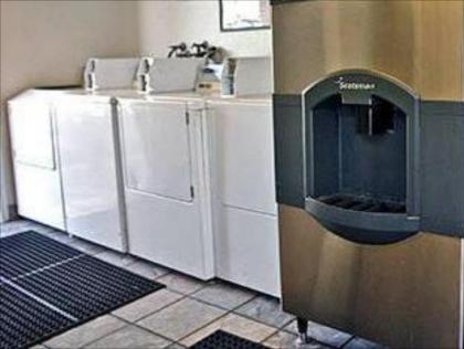 Motel 6-Bellflower CA - Los Angeles