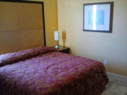 Treehouse Studio Hotel