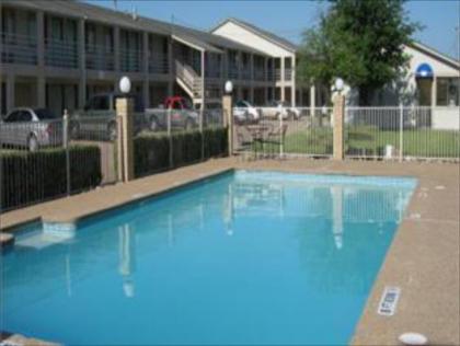 Motel 6-Lancaster TX - DeSoto - Lancaster