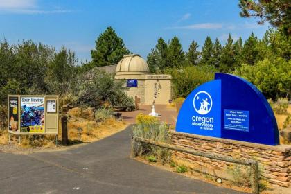 Sunriver Resort's Tennis Village 53 - image 2