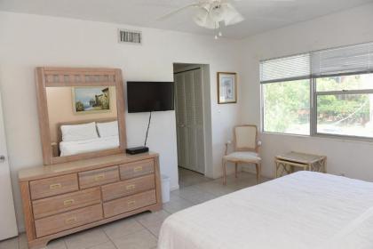 Aloha Condominium - On the Intracoastal - Walk to the Beach - image 16