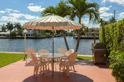 Aloha Condominium - On the Intracoastal - Walk to the Beach - image 3