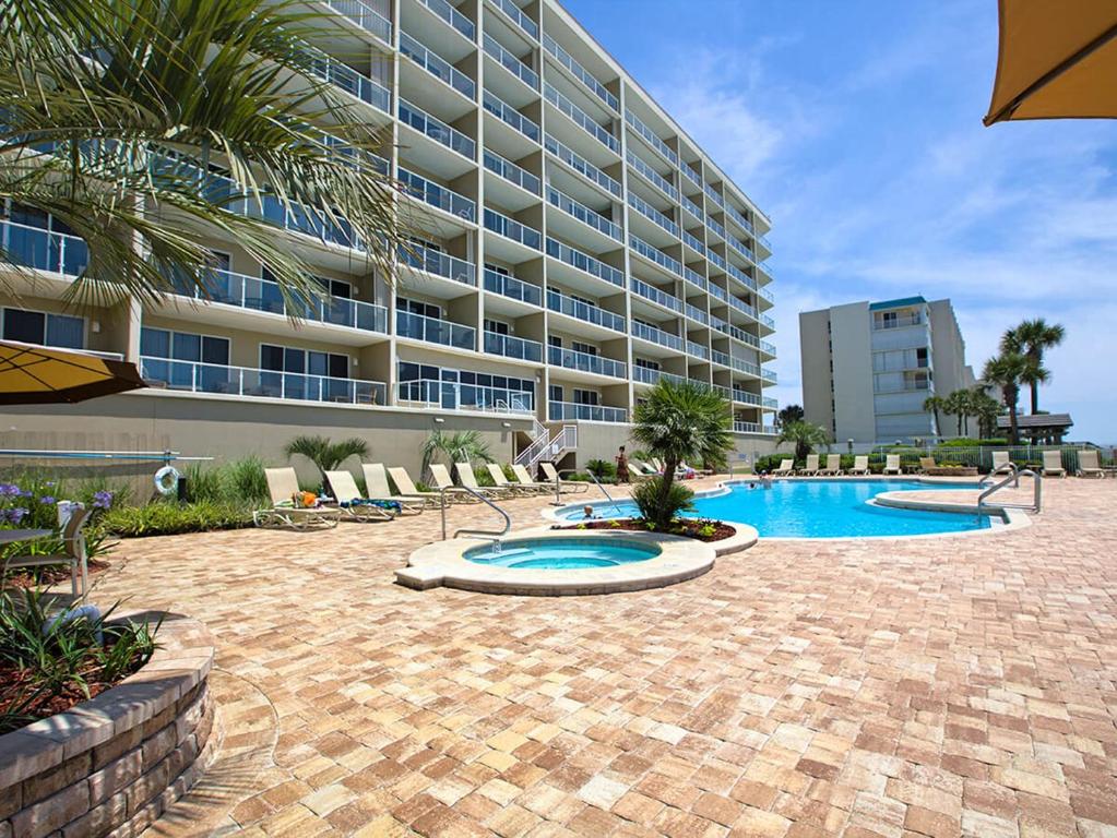 Sterling Sands Beach Resort by Panhandle Getaways - image 7